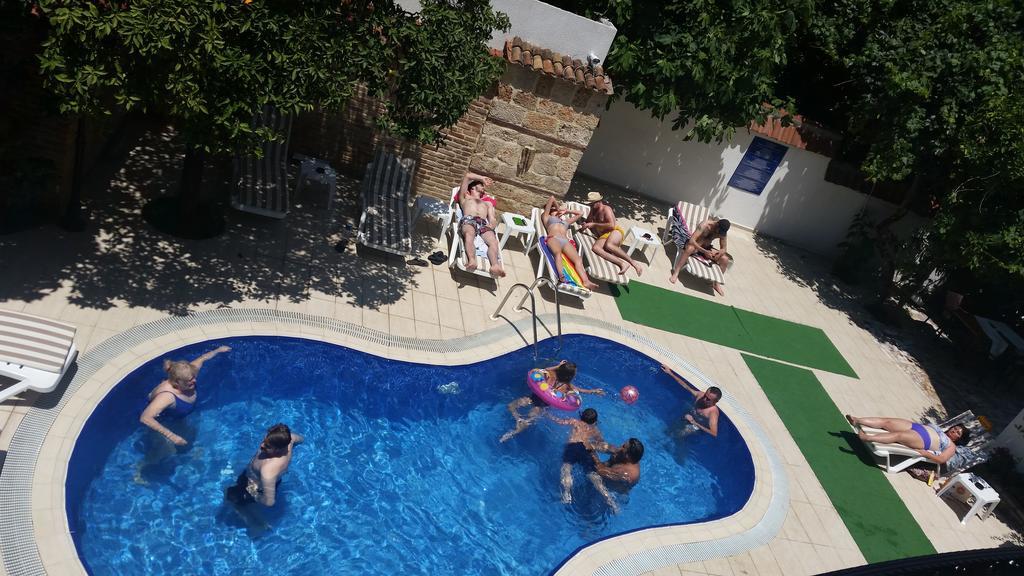 Kaleici Ozkavak Hotel Анталья Экстерьер фото