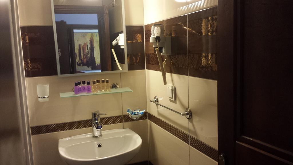 Kaleici Ozkavak Hotel Анталья Номер фото